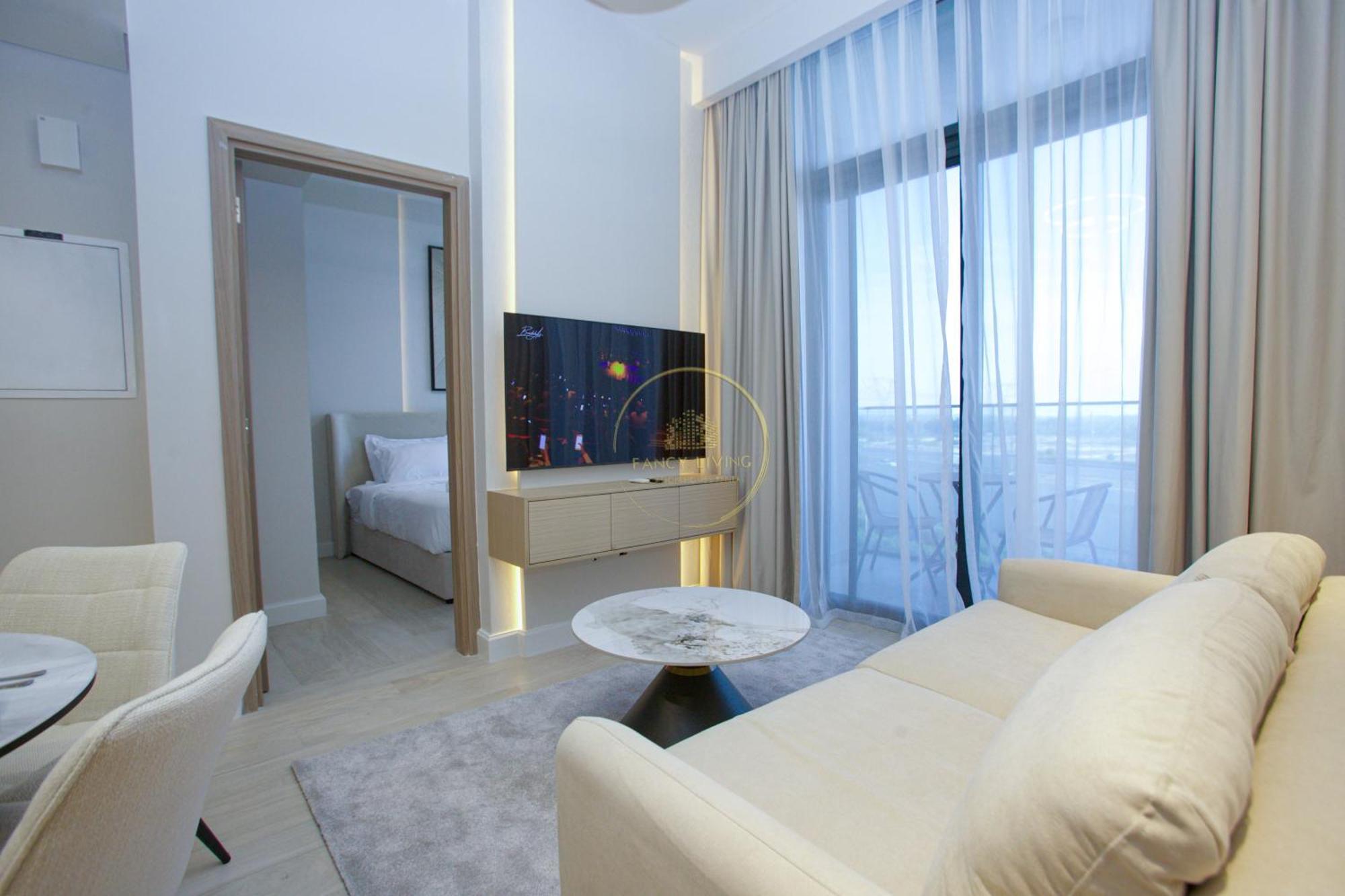 Appartamento Standard 2Bhk Located In Azizi Riviera 46 Dubai Esterno foto