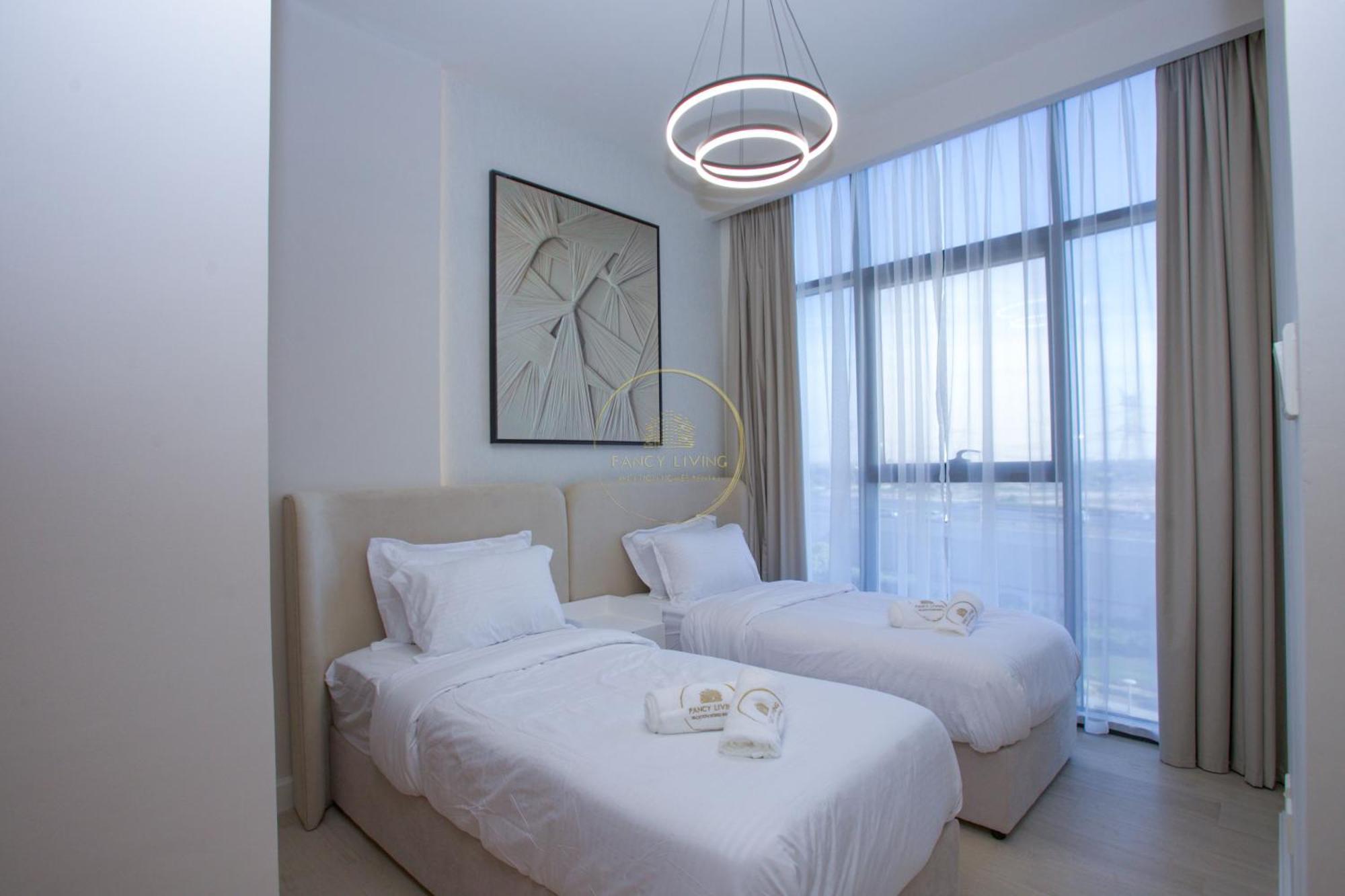 Appartamento Standard 2Bhk Located In Azizi Riviera 46 Dubai Esterno foto